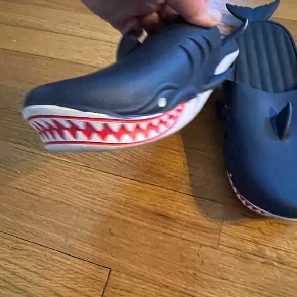 Men’s shark slip-on shoes - Picture 3 of 7